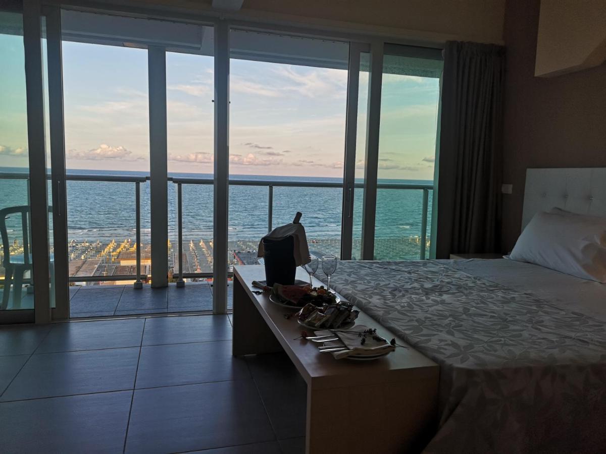 Hotel Adria Milano Marittima Exterior photo