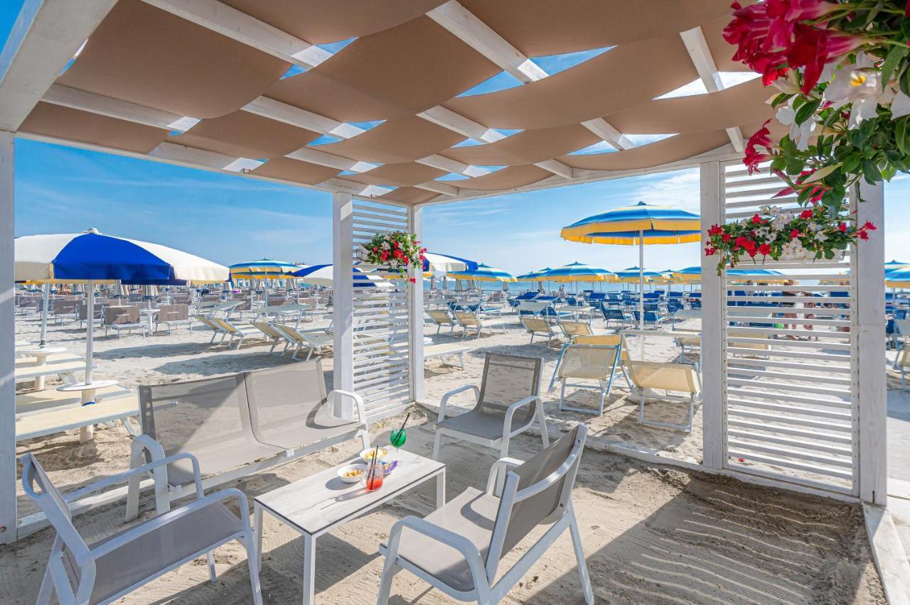 Hotel Adria Milano Marittima Exterior photo