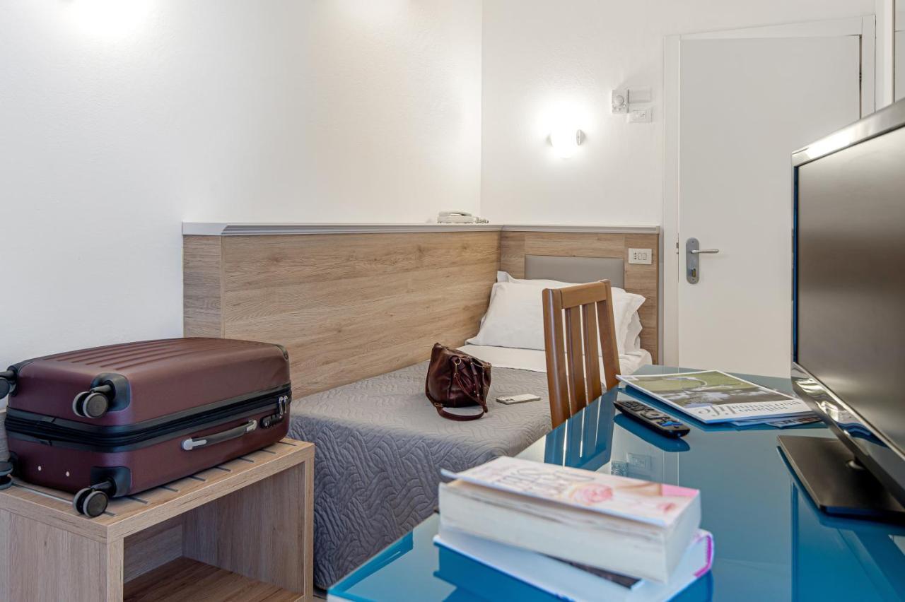 Hotel Adria Milano Marittima Exterior photo