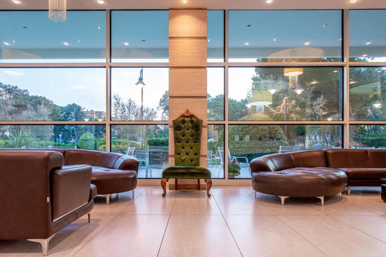 Hotel Adria Milano Marittima Exterior photo