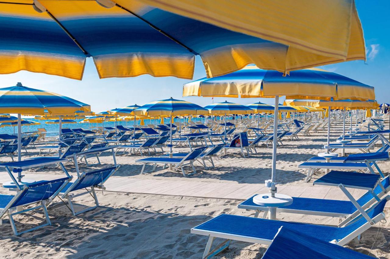 Hotel Adria Milano Marittima Exterior photo