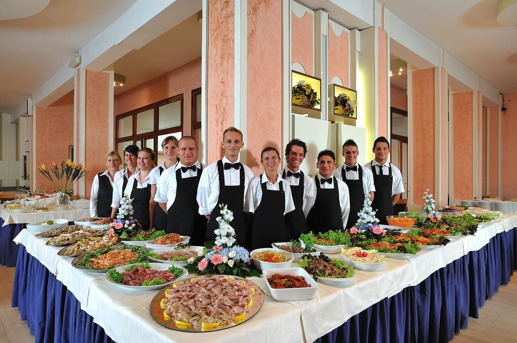 Hotel Adria Milano Marittima Exterior photo